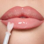 ست لیپ گلاس و خط لب شارلوت تیلبری Charlotte Tilbury Glossy Lip Duo - تصویر 3