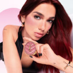 رژگونه پودری ایو سن لورن مدل Make Me Blush Powder - تصویر 2
